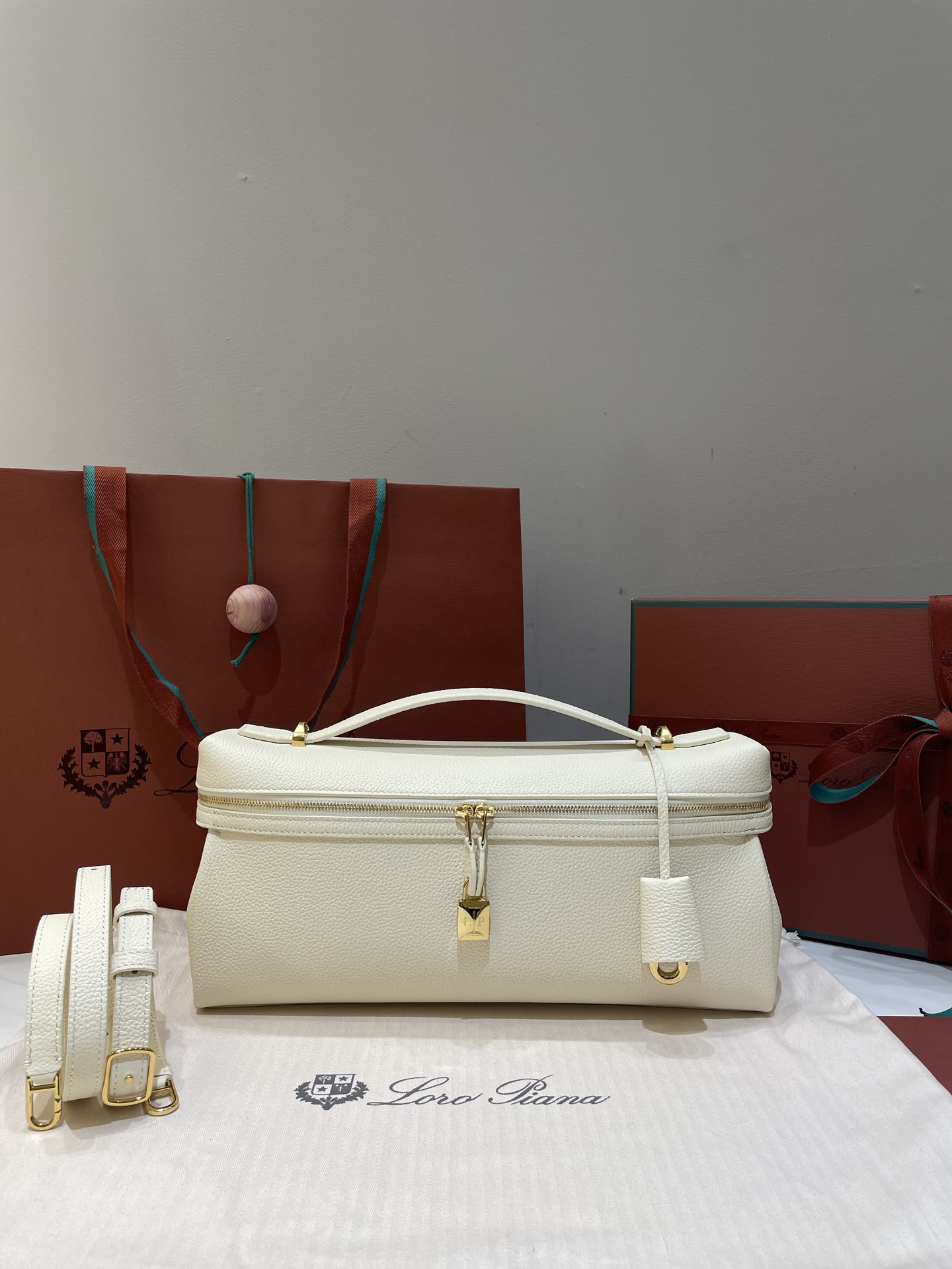 Loro-Piana-Extra-Softy-L33-Top-Handle-Shoulder-Crossbody-Bag-White-Calfskin-Leather