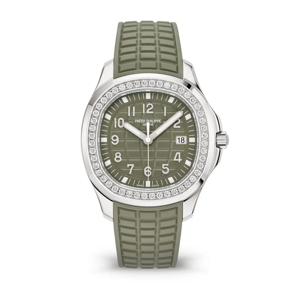 Patek Philippe Aquanaut 5267/200A-011 Green Dial Watch